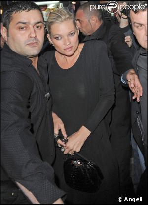Kate Moss quitte la soirée de charité The Hoping's Got Talent