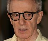 Woody Allen souhaite diriger Carla Bruni ! 