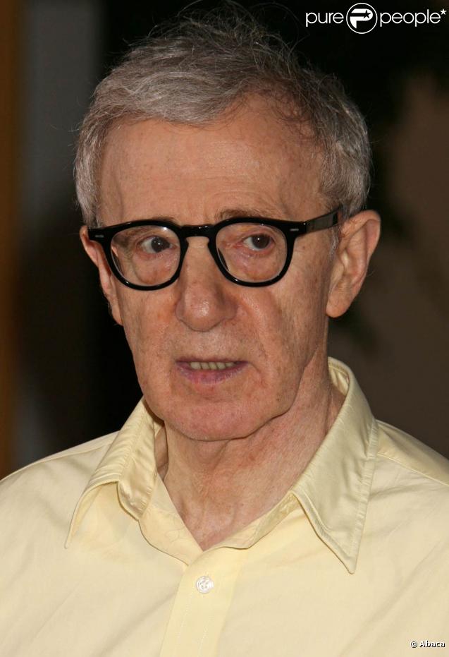 Woody Allen souhaite diriger Carla Bruni ! 