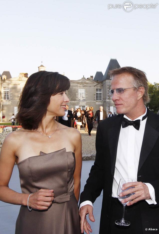 Tenue Correcte Exigée : le couple a tout respecté... Ils sont rayonnants ! 