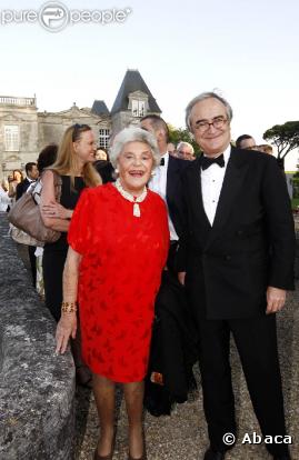 Philippine de Rothschild et son mari Jean-Pierre à la Fête de la Fleur (Gironde, le 25 juin 2009)
