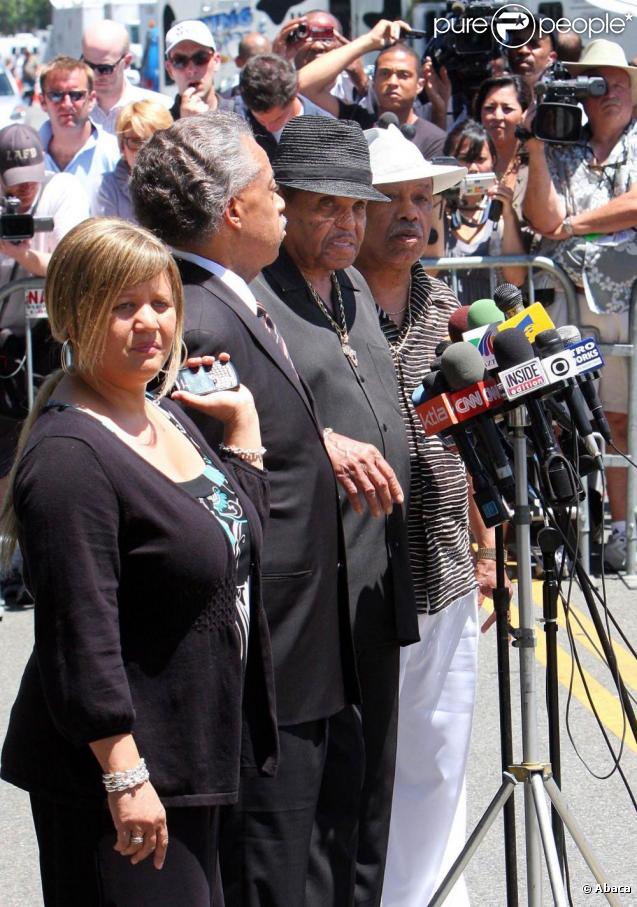 Joe Jackson et le révérend Al Sharpton donnent une conférence de presse 