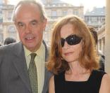 Isabelle Huppert et Frédéric Mitterrand à la soirée organisée par le ministère de la Culture hier soir