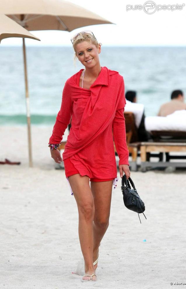 Même Tara Reid fait des efforts et essaie de suivre la tendance comme elle le peut ! 