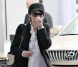 Winona Ryder sortant de chez son dentiste à Beverly Hills, le 1er juillet 2009