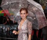 Emma Watson à Londres pour la promotion de Harry Potter (7 juillet 2009)