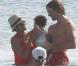 Halle Berry, son compagnon Gabriel Aubry et leur petite Nahla, en vacances à Miami Beach !