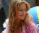 La jolie Denise Richards nue sur la plage... une ravissante sirène sous le soleil californien !