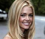 Denise Richards très belle aussi aussi ! 