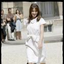 Carla, Rihanna, Blake et les autres s'affrontent pour le look de la semaine !