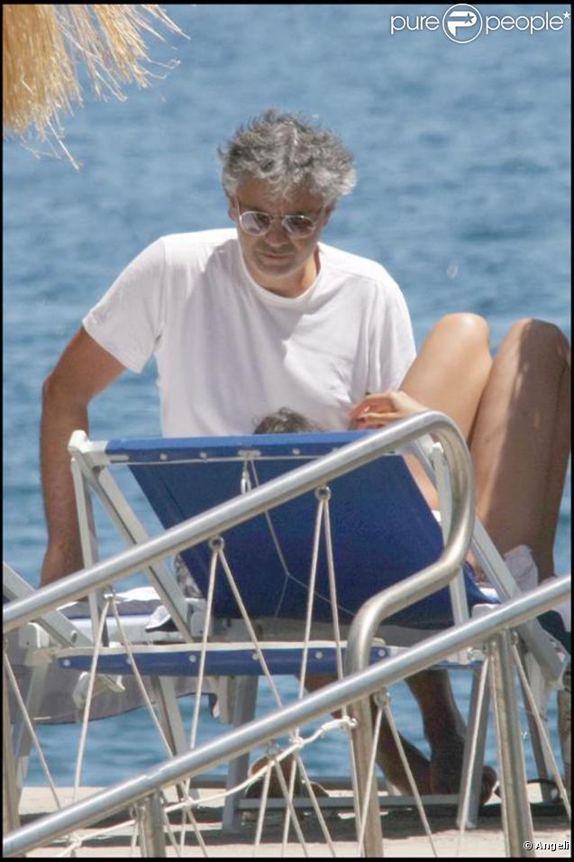 EXCLU : Andra Bocelli passe du bon temps avec sa compagne Vernica Berti à Ischia