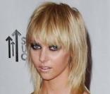 Pour Taylor Momsen, une seule règle de vie : court en haut... et court en bas !  