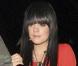 Lily Allen ose le court peut-être mais avec un collant bien opaque s'il vous plaît ! 