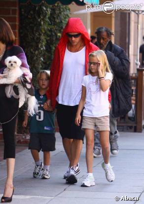 Ryan Phillippe et ses enfants Ava Elizabeth et Deacon à Beverly Hills