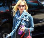 Sarah Michelle Gellar, enceinte, se balade à Los Angeles. 23/07/09