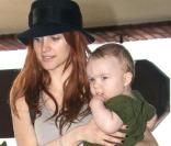 Ashlee Simpson et son fils Bronx à Los Angeles. 23/07/09