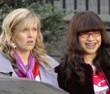 Ashley Jensen et America Ferrera dans Ugly Betty 