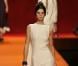  Mais pour donner sa main à Nicolas Sarkozy et devenir ainsi la Première Dame de France, Carla a opté pour une robe de mariée très tendance. Une création siglée Hermès ! 