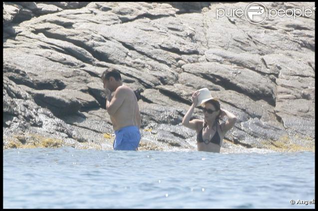 Nicolas et Carla Bruni-Sarkozy en vacances au Cap-Nègre, le 1er août 2009