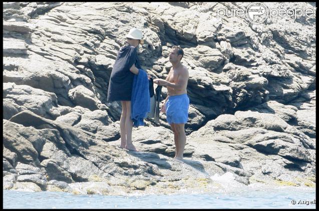 Nicolas et Carla Bruni-Sarkozy en vacances au Cap-Nègre, le 1er août 2009