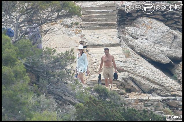 Nicolas et Carla Bruni-Sarkozy en vacances au Cap-Nègre, le 2 août 2009