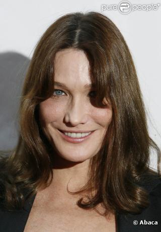 Il y a quinze ans, Carla Bruni était à l'enterrement de vie de jeune fille de Stephanie Seymour !
