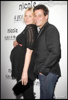 Alice Evans et son mari à la soirée de lancement de la gamme Nicole, vêtemens pour femme enceinte. 06/08/09