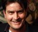 D'après le magazine TV Guide, Charlie Sheen est l'acteur TV le mieux payé aux USA. Ilgagne 875 000 dollars par épisode de Mon Oncle Charlie. 