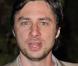 Zach Braff ferme le Top 10 des acteurs de série télé les mieux payés des USA. Il gagne 350 000 dollars pour son rôle déjanté dans Scrubs. 