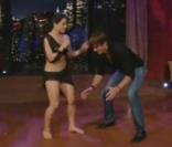 Ashton Kutcher sur le plateau de l'émission Live With Regis And Kelly