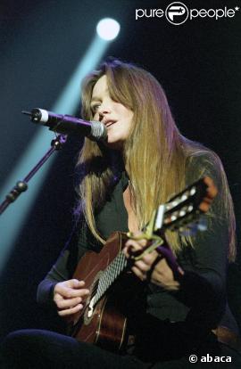 Carla Bruni : découvrez les goûts musicaux de la première dame de France samedi à 14 H !