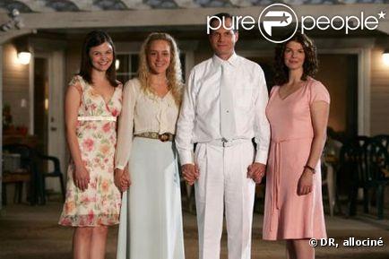 Autre thème abordé à travers une série : la polygamie. Dans 