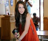 Miley Cyrus à Los Angeles (22 août 2009)