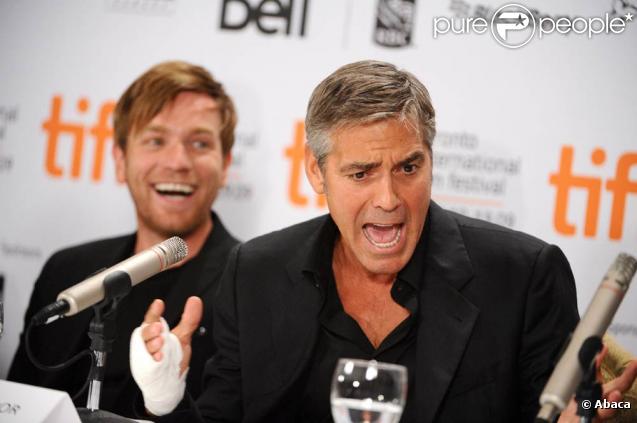 George Clooney, avec Jeff Bridges et Ewan McGregor, a tenu une conférence de presse pour présenter The Men Who Stare At Goats au festival de Toronto, le 11 septembre 2009