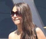 Oksana Grigorieva enceinte de Mel Gibson, sort d'une clinique dermatologique à Los Angeles