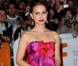 La magnifique Natalie Portman, à l'occasion de la présentation de  Love and other impossible pursuits , lors du 34e Festival International du Film de Toronto, le 16 septembre 2009 !