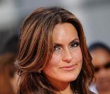 Mariska Hargitay à la cérémonie des Emmy à Los Angeles le 20/09/09