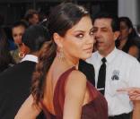 Mila Kunis à la cérémonie des Emmy à Los Angeles le 20/09/09