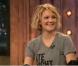 Drew Barrymore : regardez l'actrice se prendre un gros gadin... et une bonne tarte à la crème !