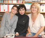 Rachida Dati accompagne son amie Valérie Pineau-Valencienne et sa fille pour la dédicace de son livre le 3 octobre