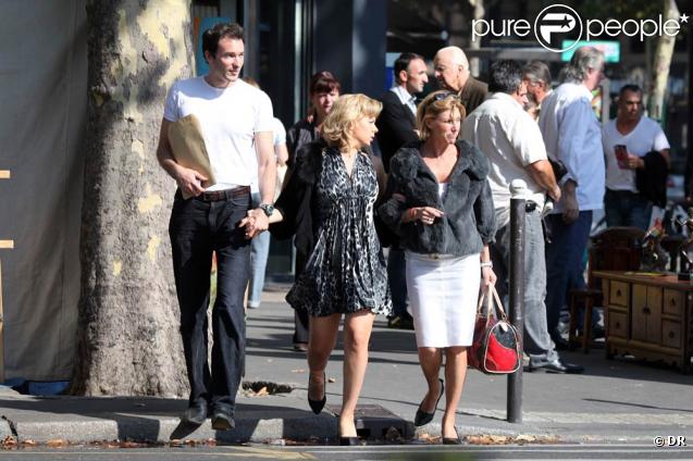 Entre Cindy, Maria et Hugues, on a comme l'impression que l'histoire d'amour se vit à trois...