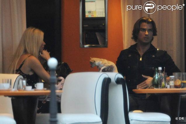 Pour Angie et Romain,  Secret Story  a tourné à la love story... et vire maintenant à l'ennui story !