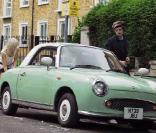 Pete Doherty et sa voiture décapotable de collection 