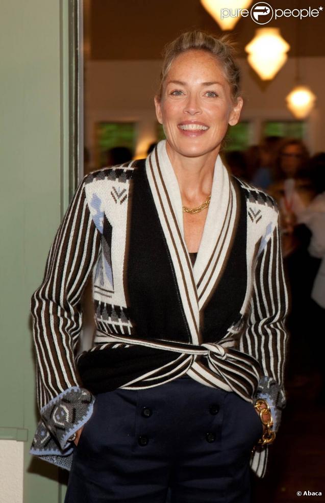 Sharon Stone, lors du Breakthrough Performers Brunch, qui se tient dans le cadre du 17e Festival International du Film des Hamptons, à New York, le 10 octobre 2009 !