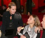 Luana Belmondo, Yves et Karin Rénier ont assisté à la générale de la pièce 