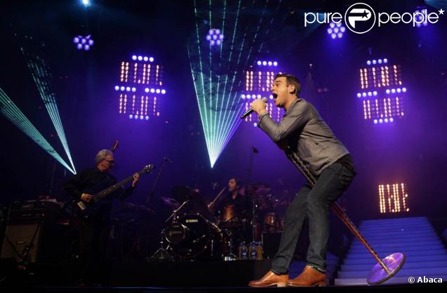 Robbie Williams, au top de sa forme pour son premier concert en trois ans, lors du BBC Electric Proms, le 20 octobre 2009