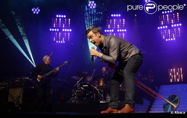 Robbie Williams, au top de sa forme pour son premier concert en trois ans, lors du BBC Electric Proms, le 20 octobre 2009