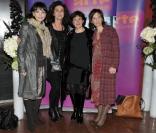 Juliette Binoche et sa soeur Marion Stalens ont présenter le documentaire intimiste  Juliette Binoche dans les yeux , le 22 octobre 2009 à Paris
