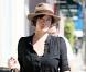 Liv Tyler : Très belle avec son look décontracté... pendant que papa reste un hippie déglingué !