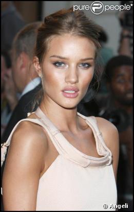 Rosie Huntington-Whiteley 